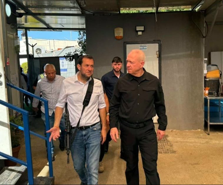 שר הביטחון עם ראש מועצה איזורית שומרון יוסי דגן 