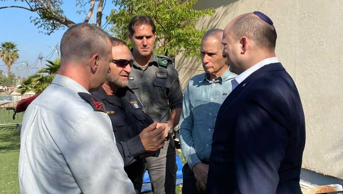 בנט