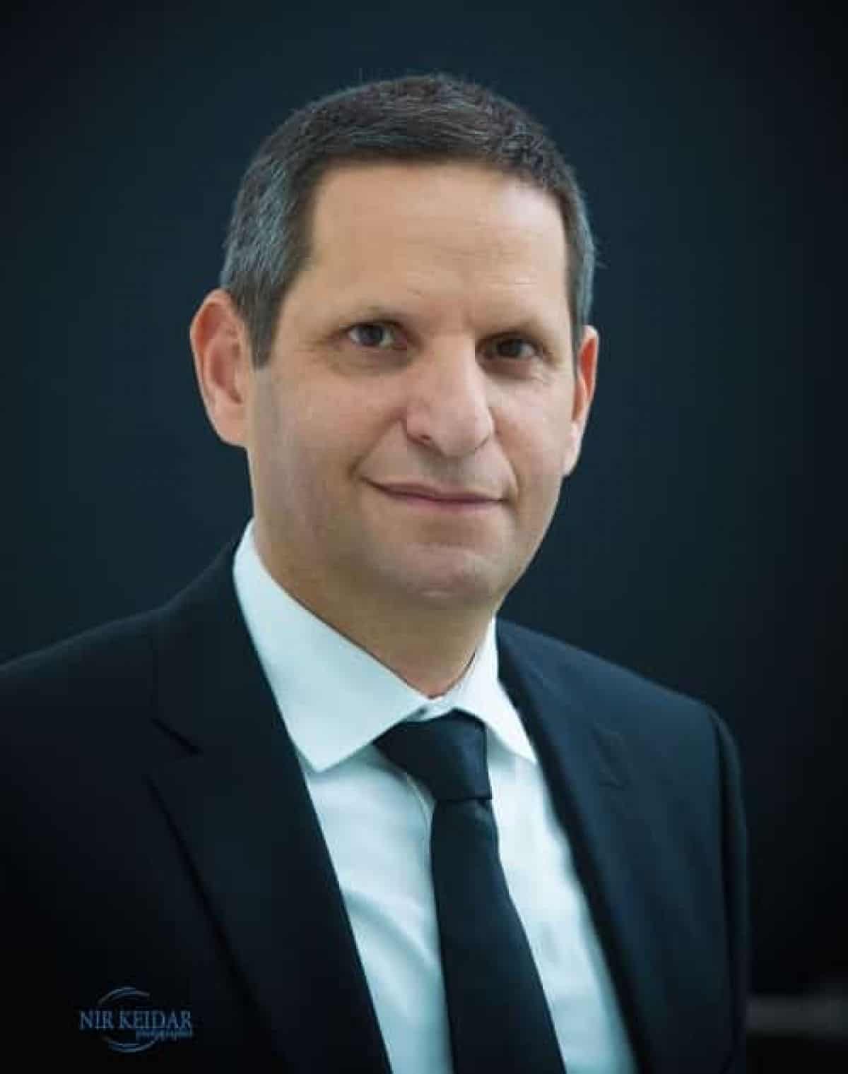 עורך הדין גיא שנער 