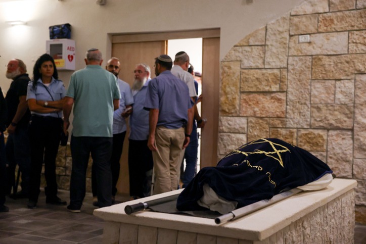 הלוויתה של בת שבע ניגרי הי"ד | 