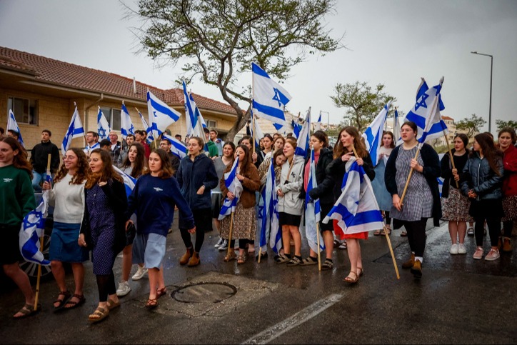 חיבוק קהילתי של תושבי אפרת