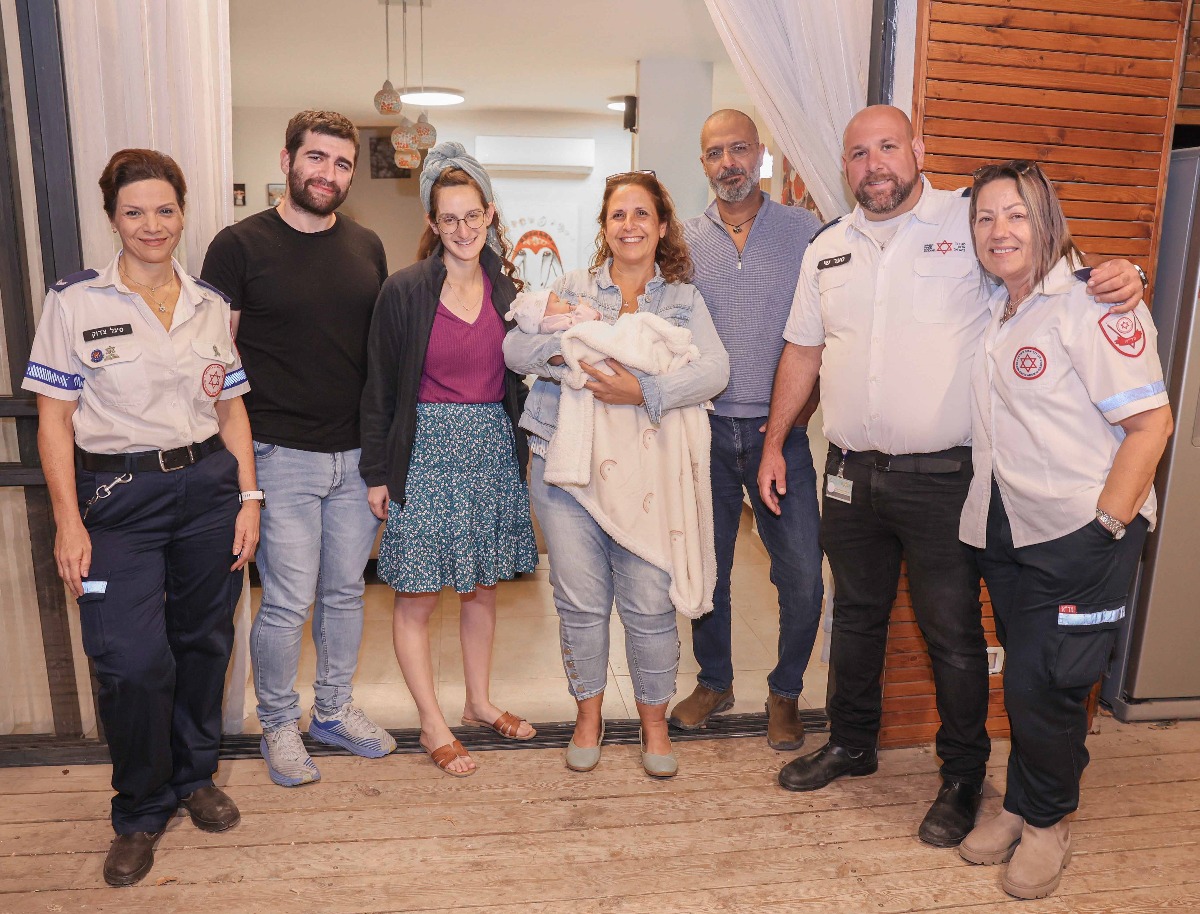 הצוות הנרגש | 