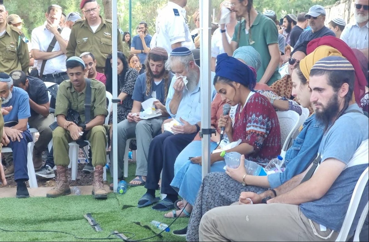 הרעייה הילה סופדת