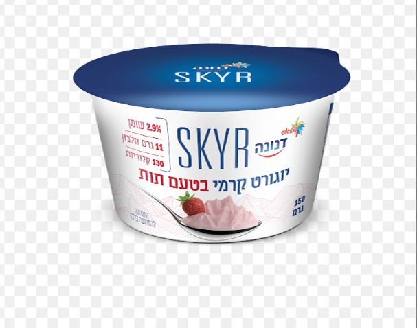 יוגורט קרמי בטעם תות 