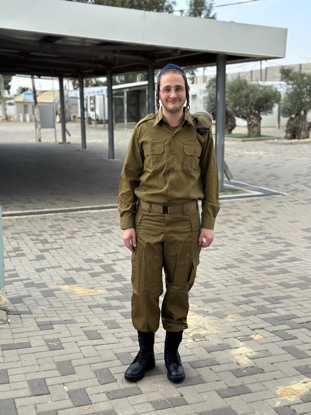 יענקי גולדהבר התגייס