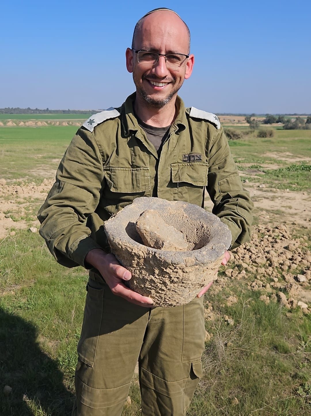 רס"ן במיל. אלישיב בוחבוט עם המכתש