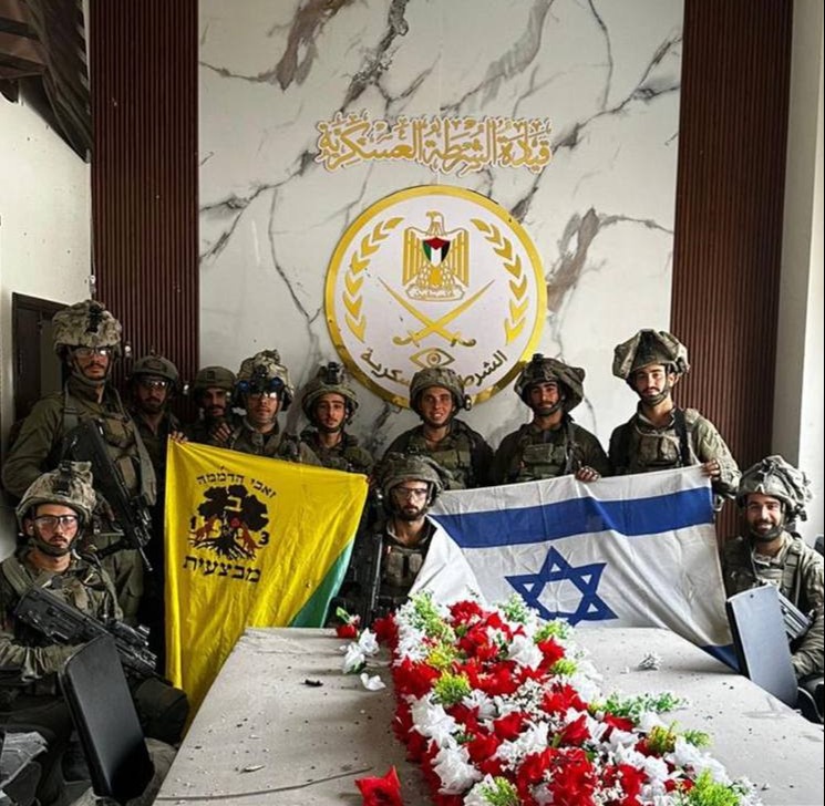 לוחמי גולני במפקדת המשטרה הצבאית של חמאס