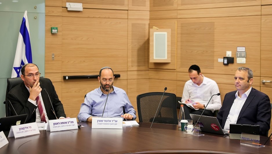 רוטמן וקריב בוועדה