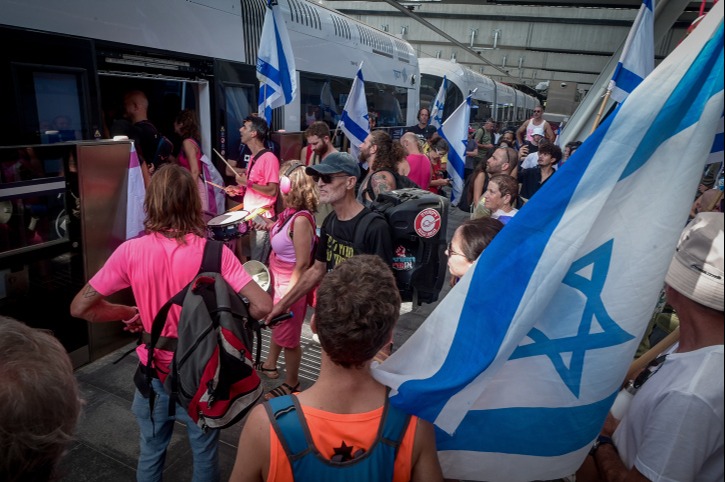 מחאה ברכבת הקלה