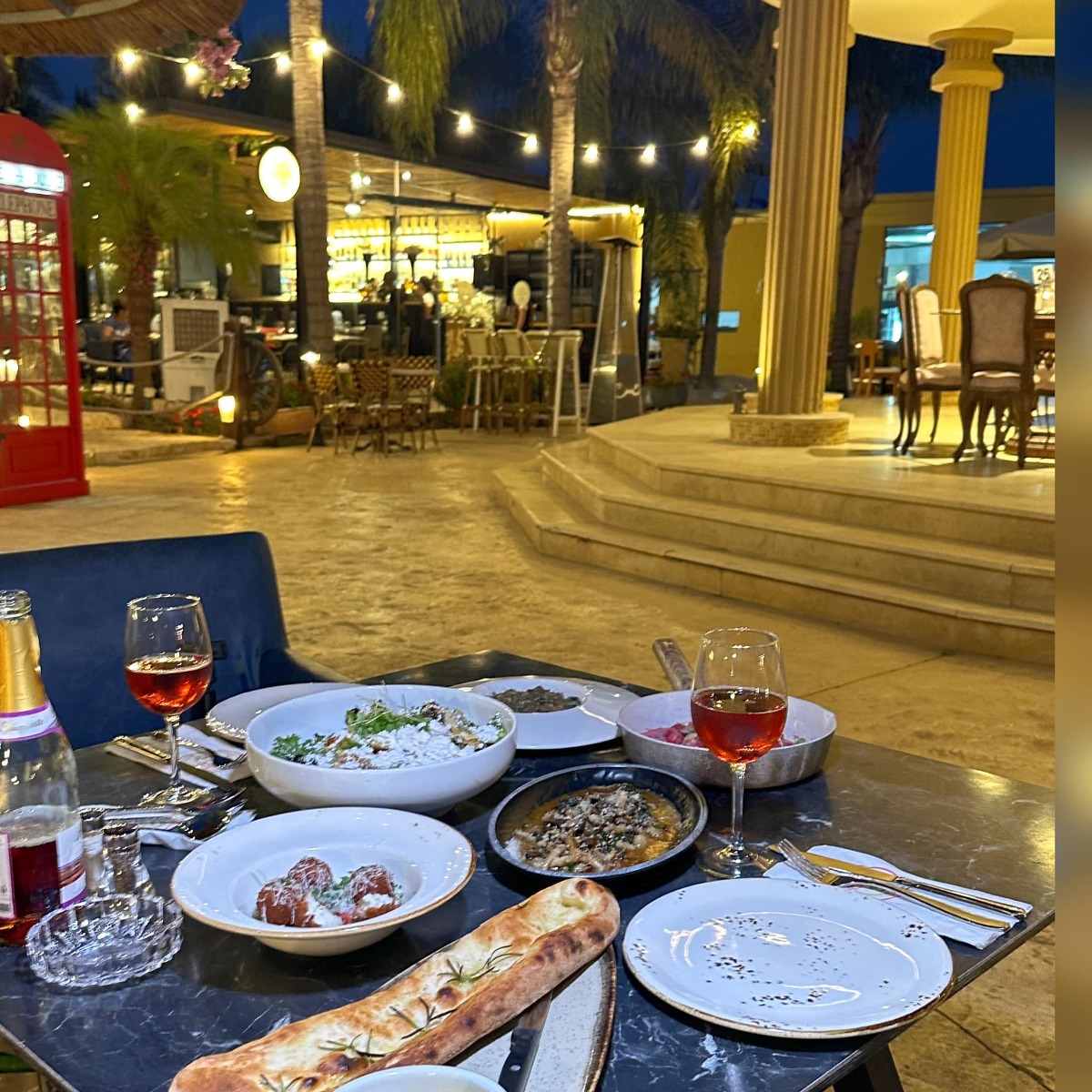 הוסט האוס