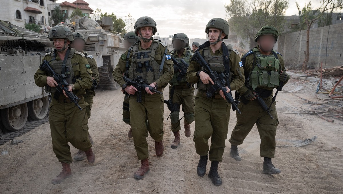 הרמטכ"ל בתוך הרצועה