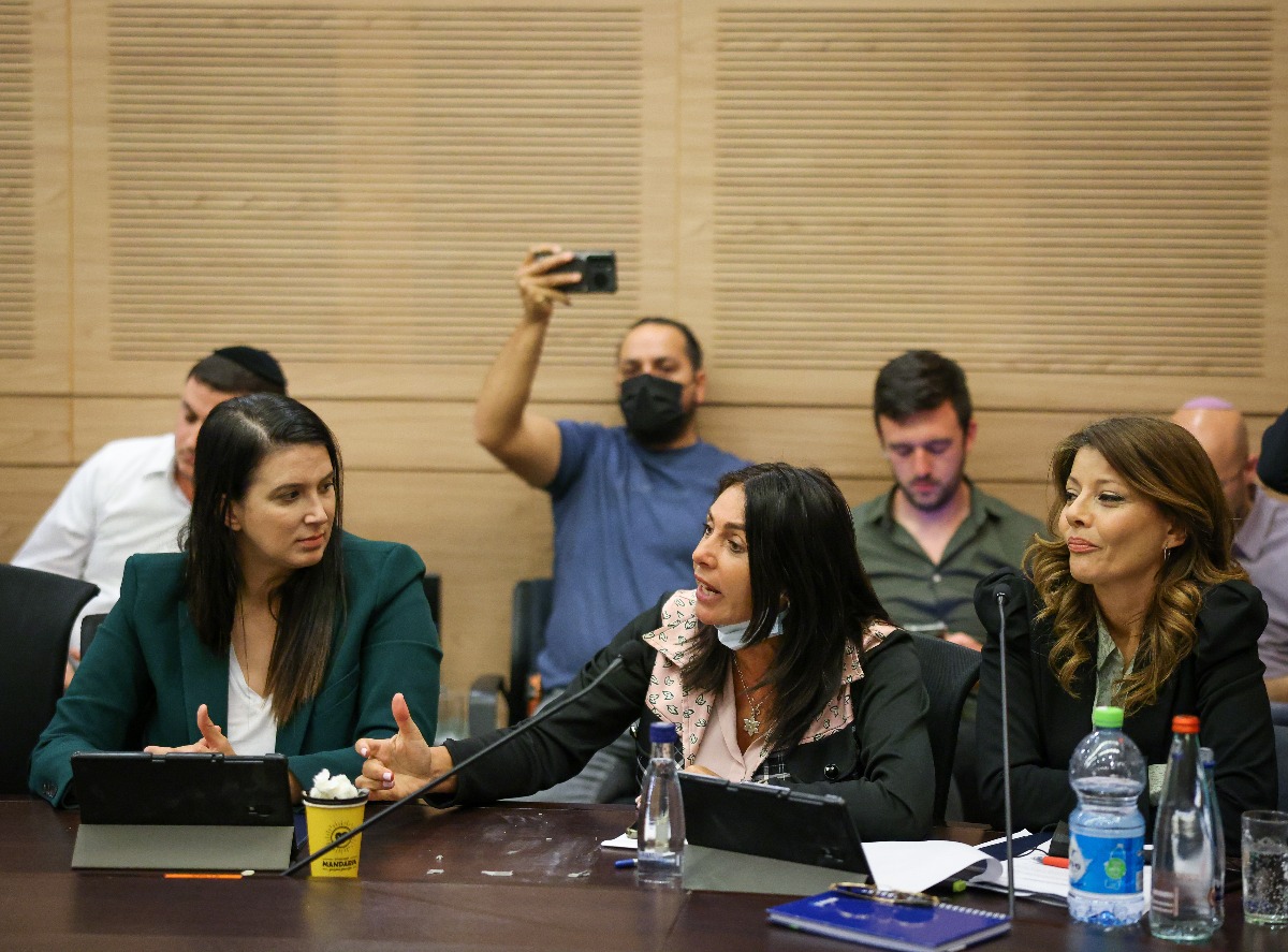 רגב ופינטו בדיון