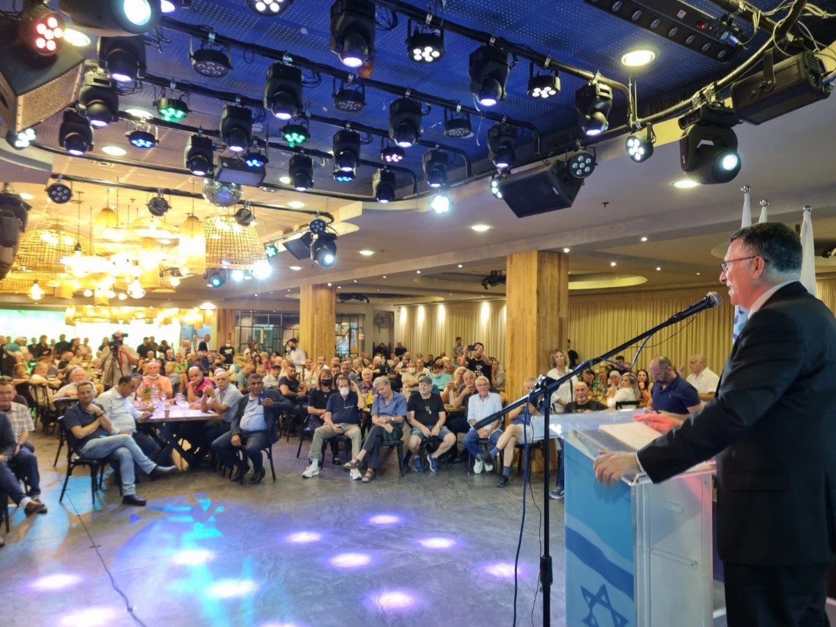 גדעון סער