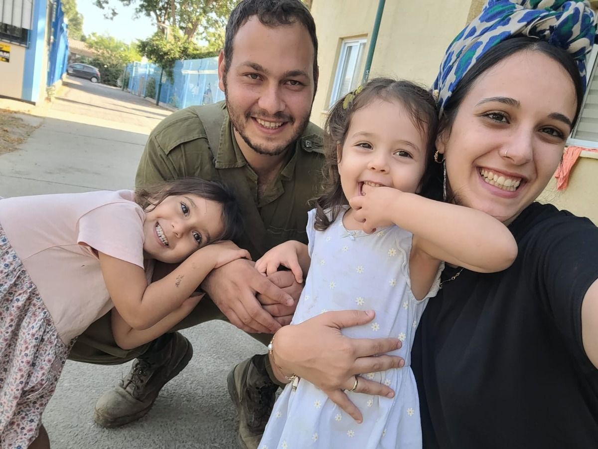 אוריה אלון, זיו ועופרי