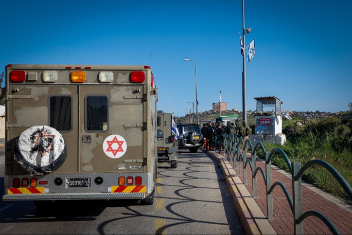 הזירה באלעזר