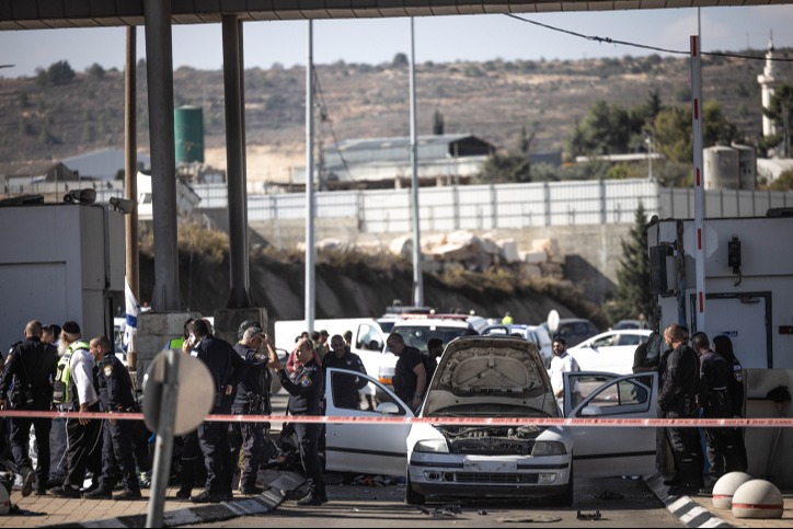 חייל נהרג בפיגוע במחסום המנהרות; חמאס לקח אחריות