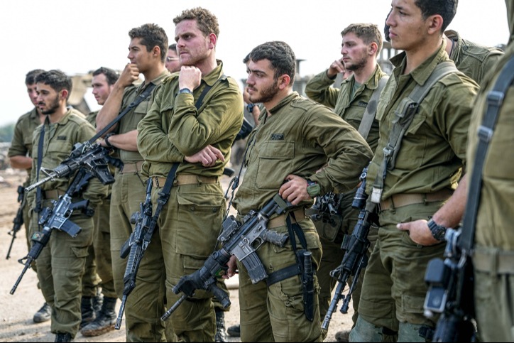 חיילים