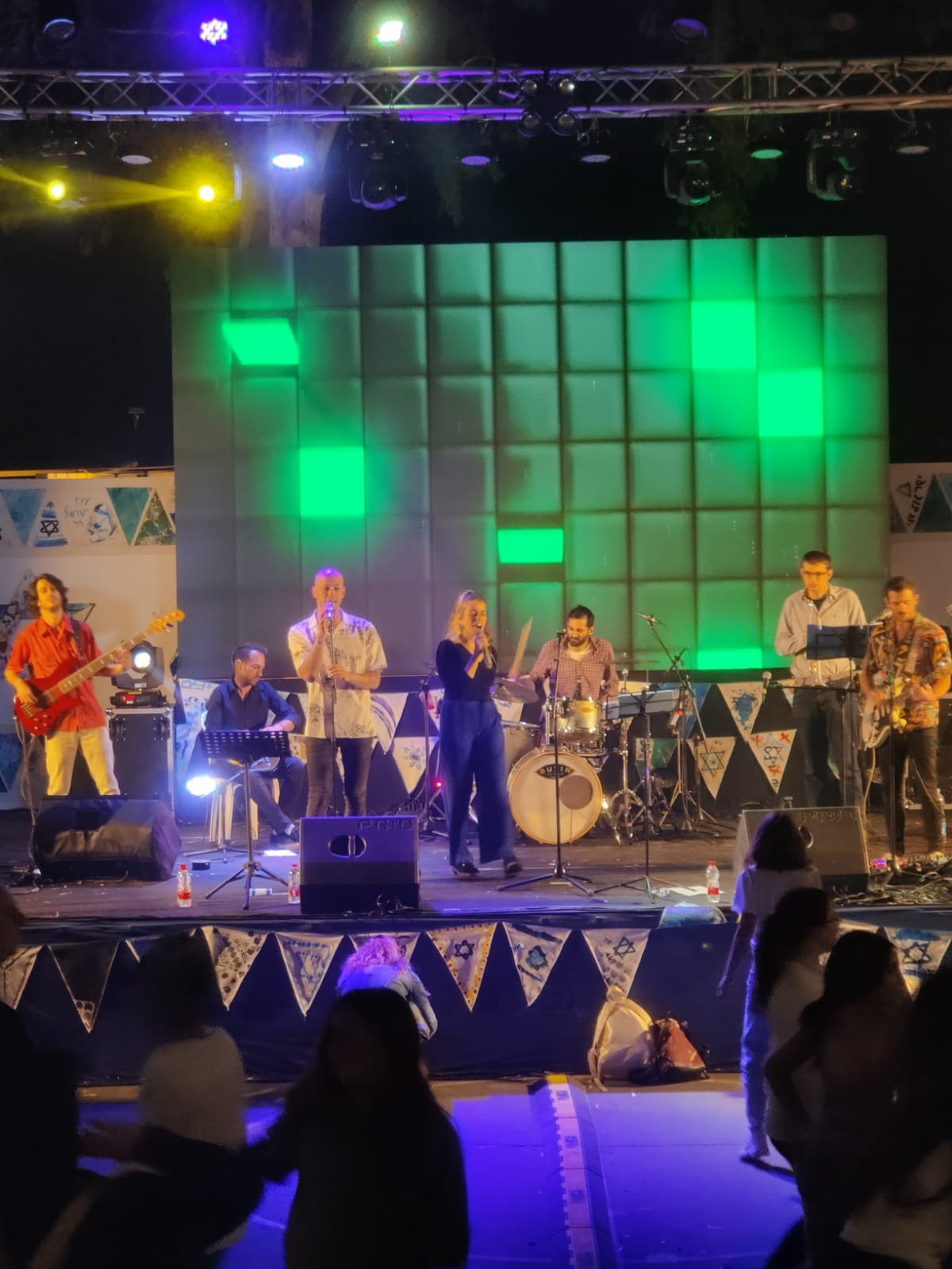 מיכל ושאולי ז"ל על הבמה