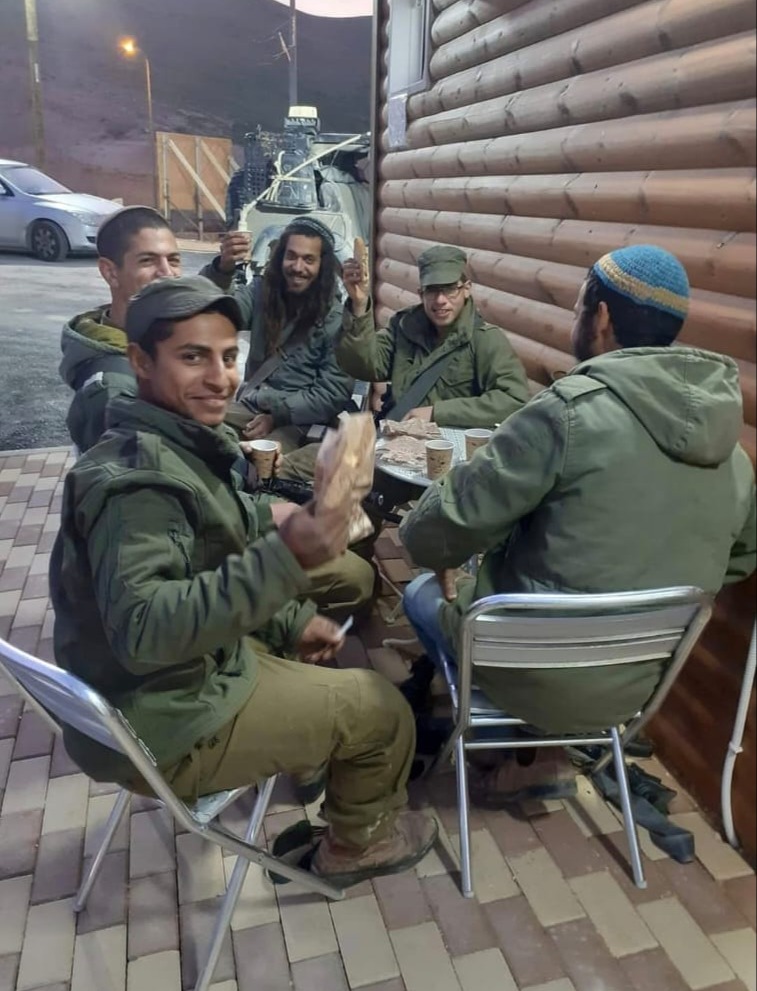 הראל בפינה החמה