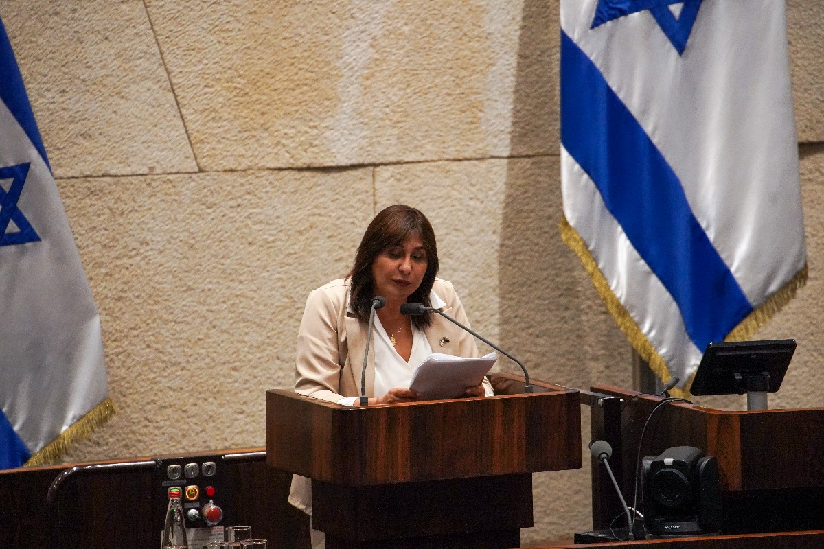דבורה ביטון