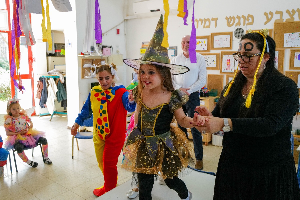 פורים