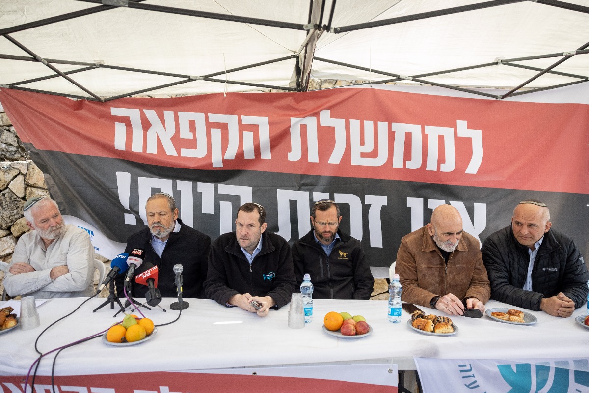 מאהל מחאה של ראשי ראשויות ביו"ש, שנה שעברה