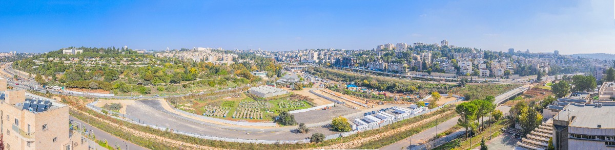 תמונה פנורמית. הנוף הנשקף מהפרוייקט לעבר הגן הבוטני