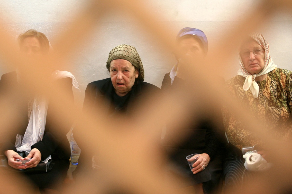עזרת נשים. צריכה להישאר של הנשים
