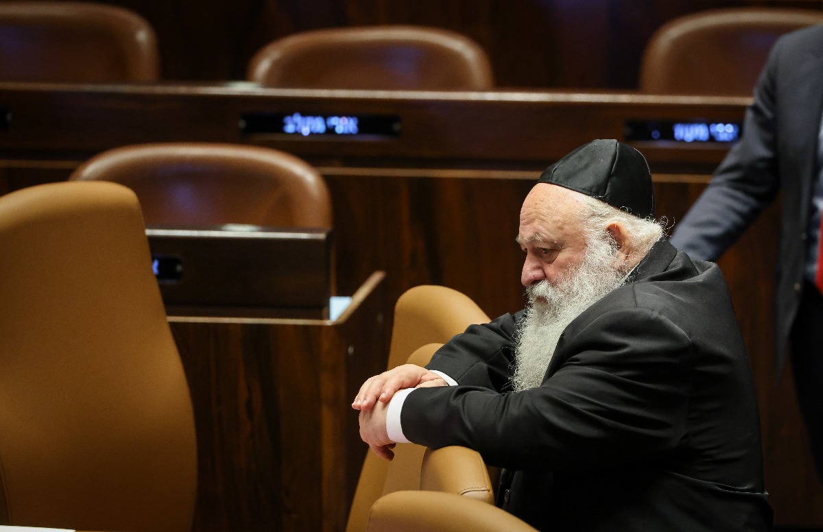 השר גולדקנופף, מעבירים את תקציב המדינה