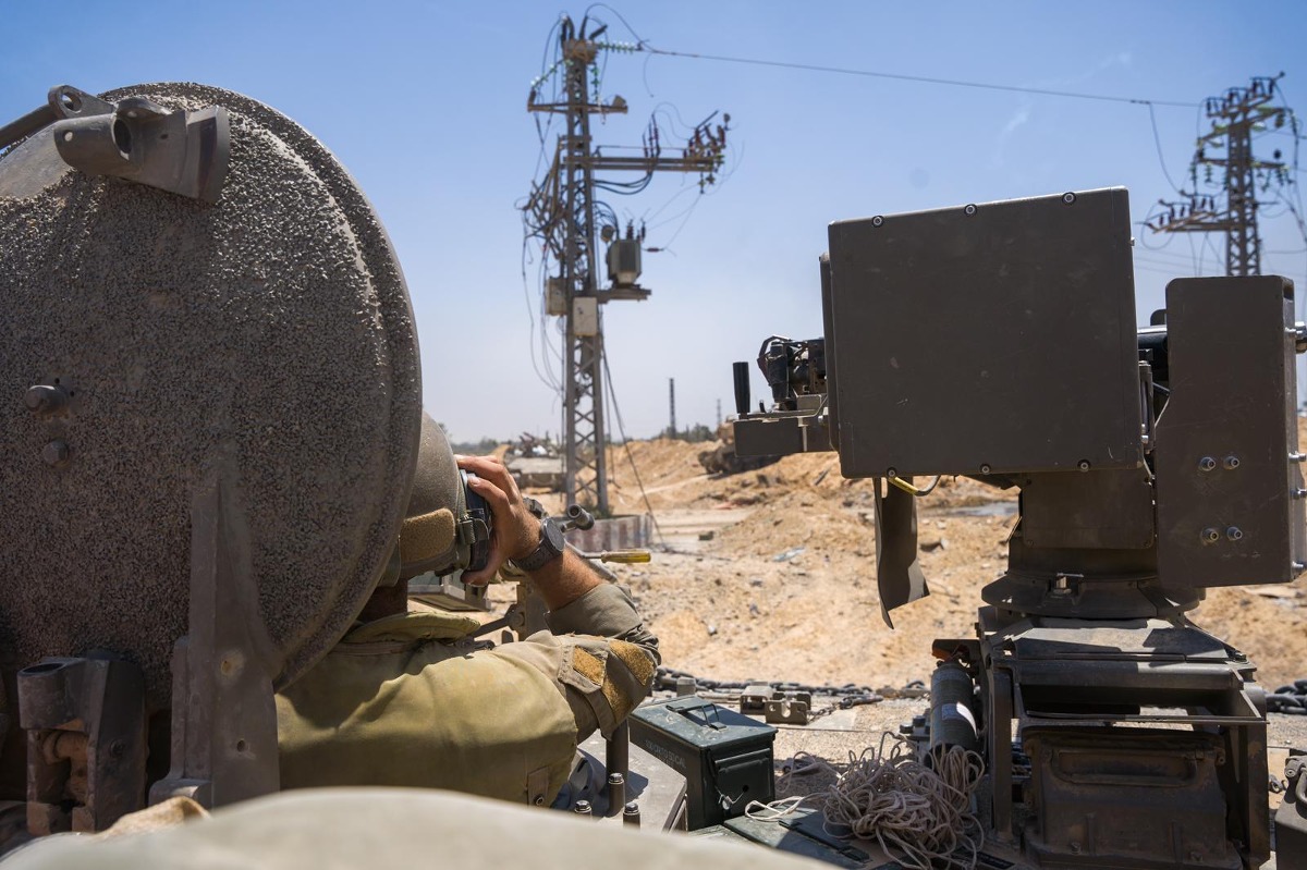 הכוחות במעטפת המבצע