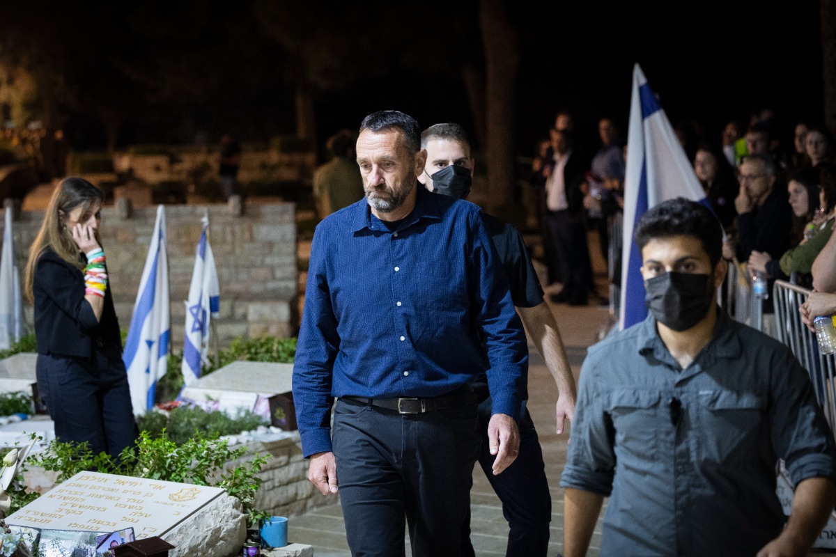 הרצי הלוי בלוויה של דניאל פרץ