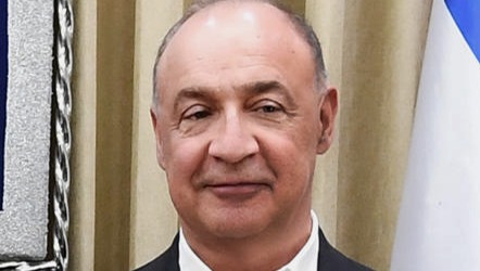 לן בלווטניק, משהה תרומה של 270 מיליון דולר