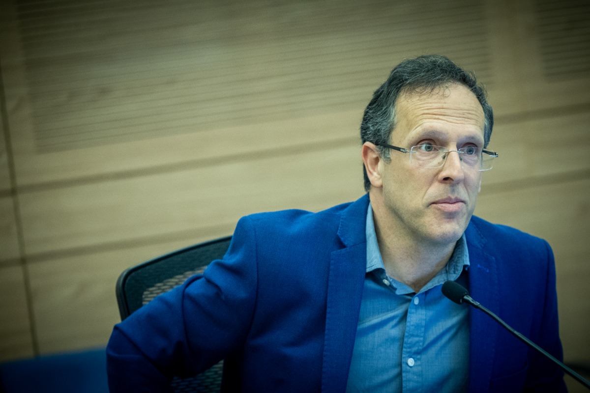 משה טור פז, תגיב לפרישת רול