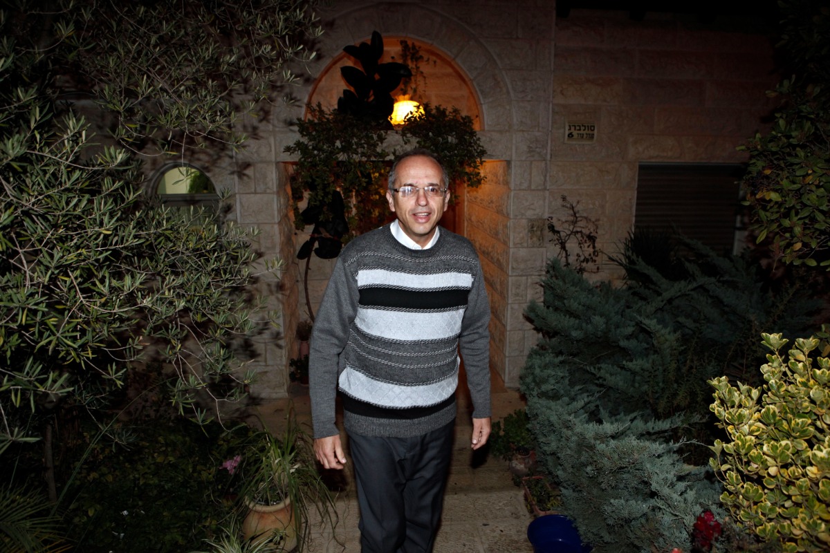 סולברג בביתו באלון שבות, ביום בו מונה לבית המשפט העליון