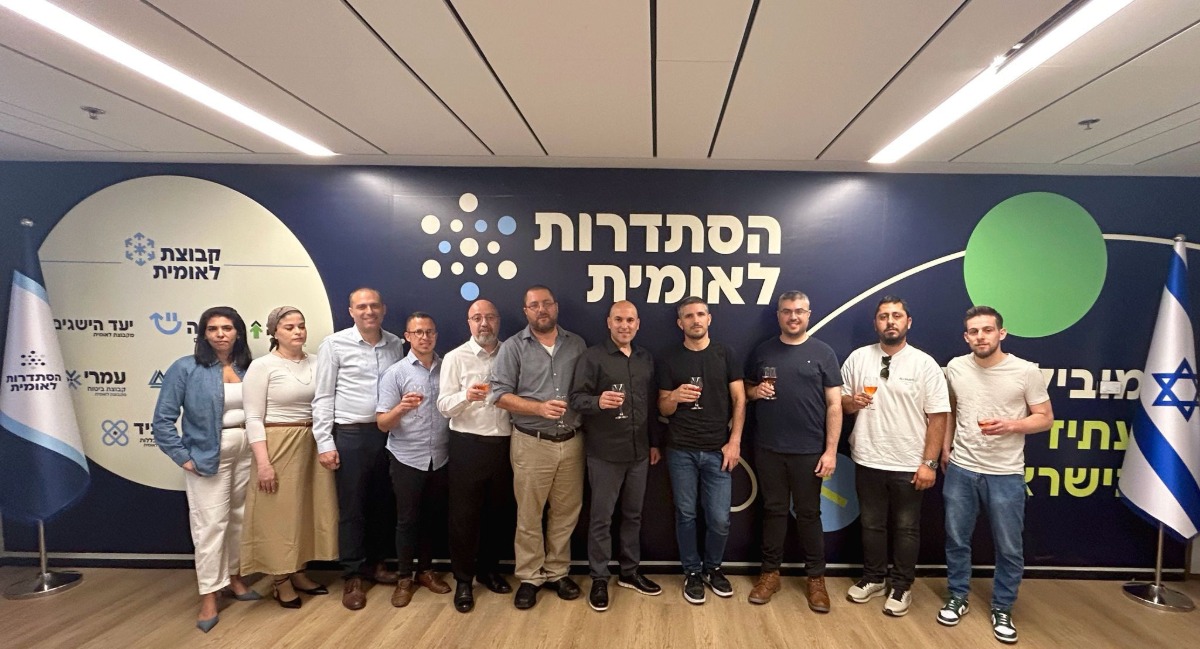 עובדי ערוץ 14