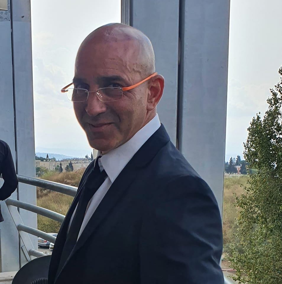 עו"ד חיים שרייבהנד.