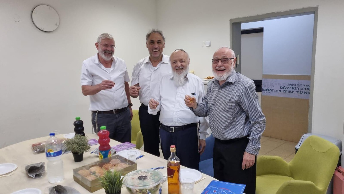 פגישת הפיוס בין הצדדים