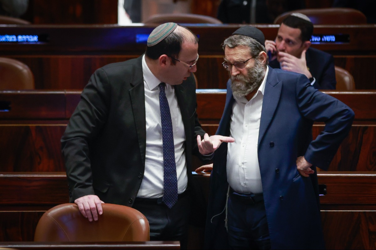 רוטמן וגפני, כניעה לחרדים