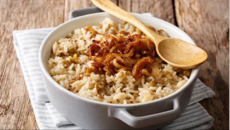 אורז עם בצל ופטריות בתנור