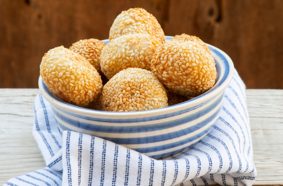 בצק גבינה ממולא בזיתים