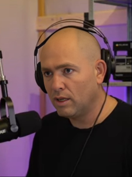 ג