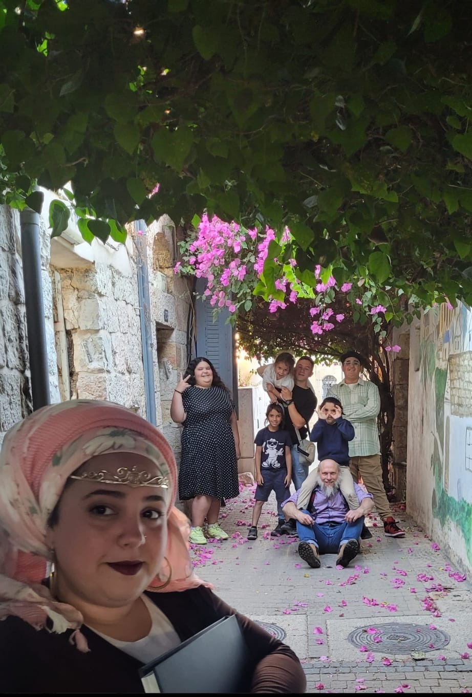 הדסה קורינה גפני ומשפחתה