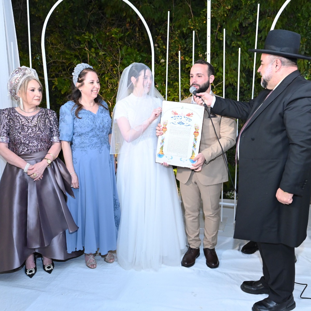 מתוך החתונה של אוריה אלקיים