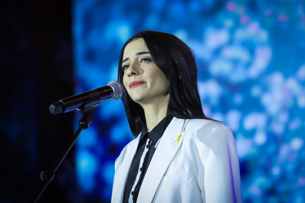 נינט טייב בהופעה פומבית ראשונה