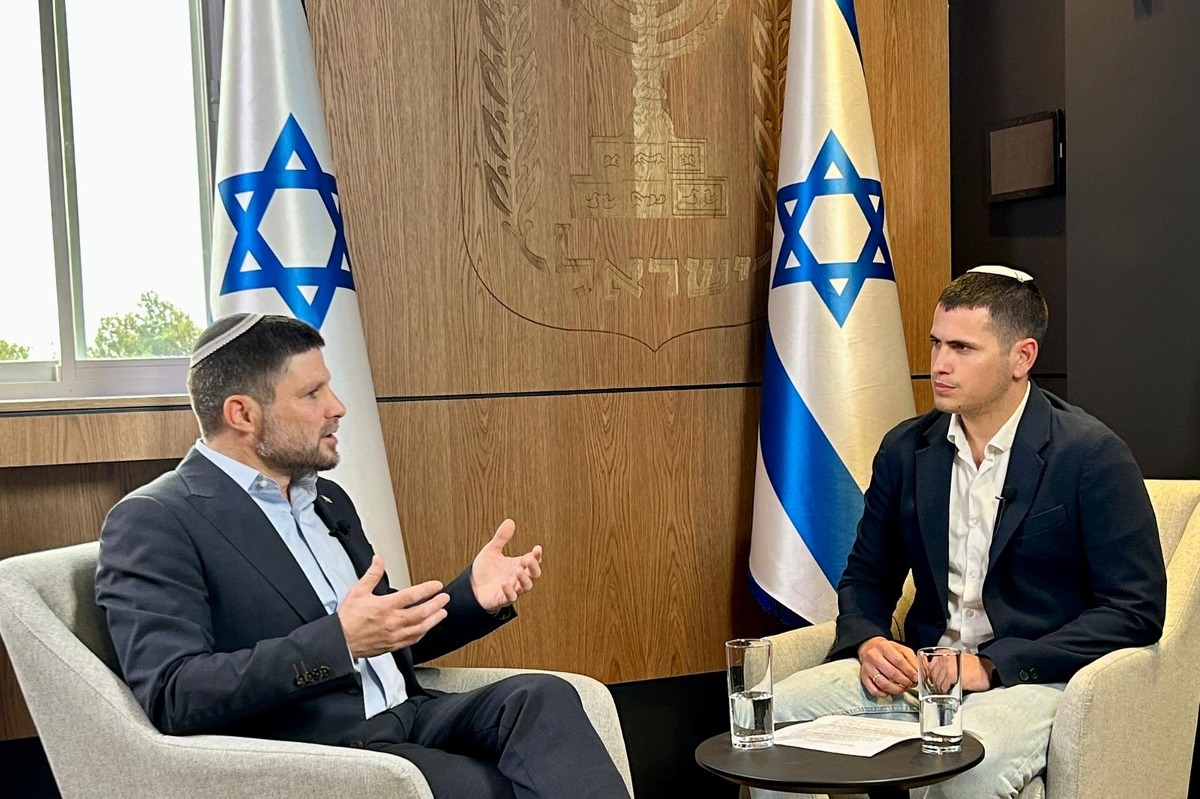 עמיאל מראיין את סמוטריץ