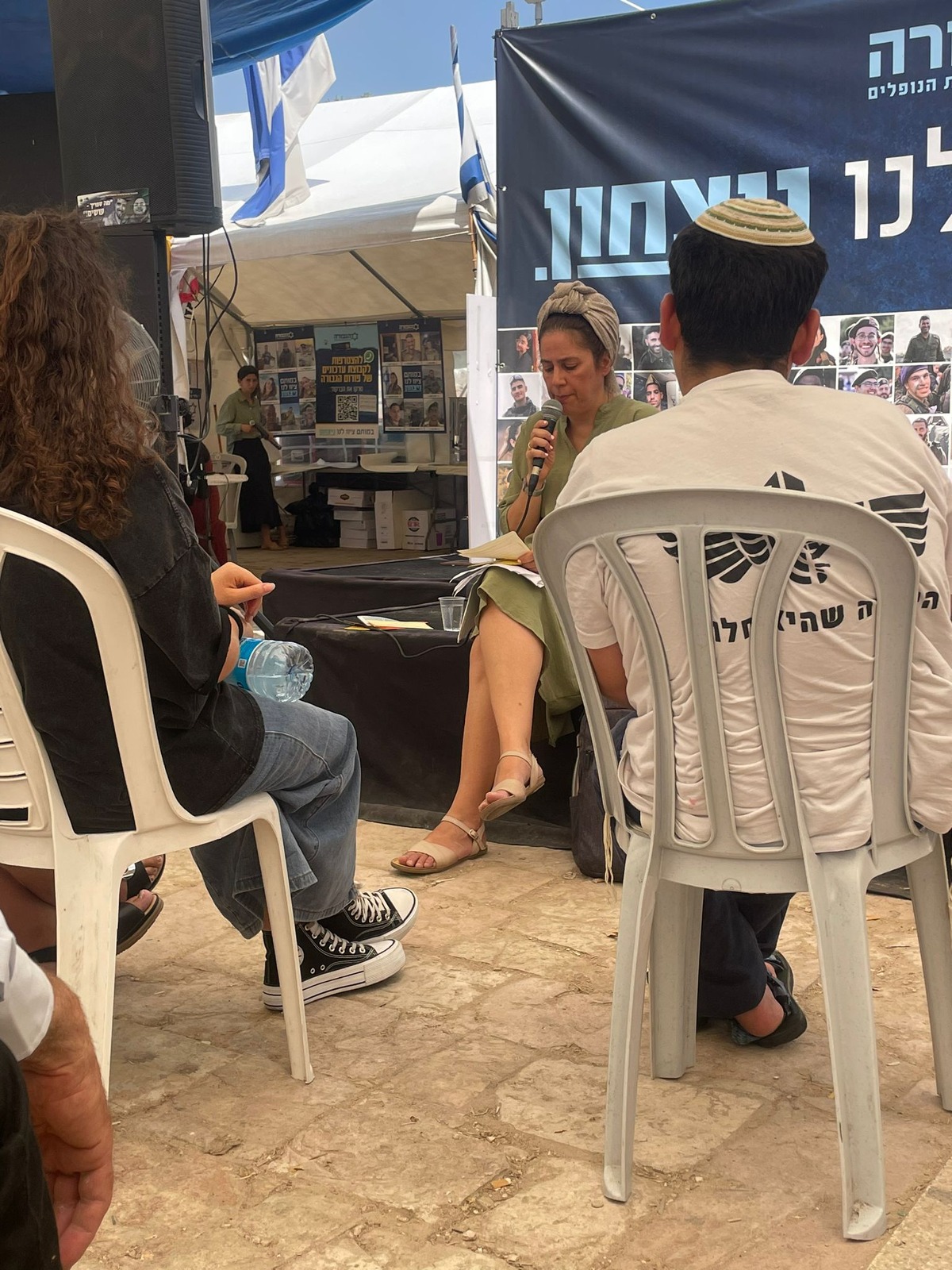רעות בוצחק במאהל הגבורה