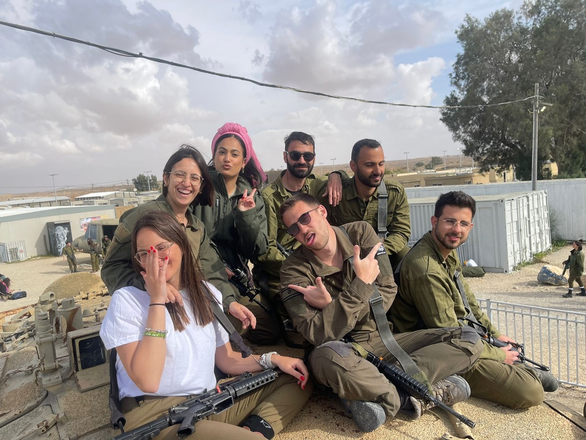 שאנל אהרון במילואים