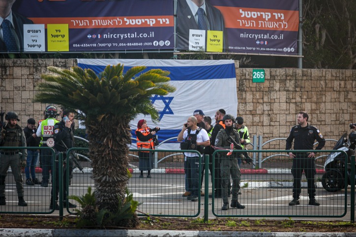 המחבל התרברב לחבריו: 