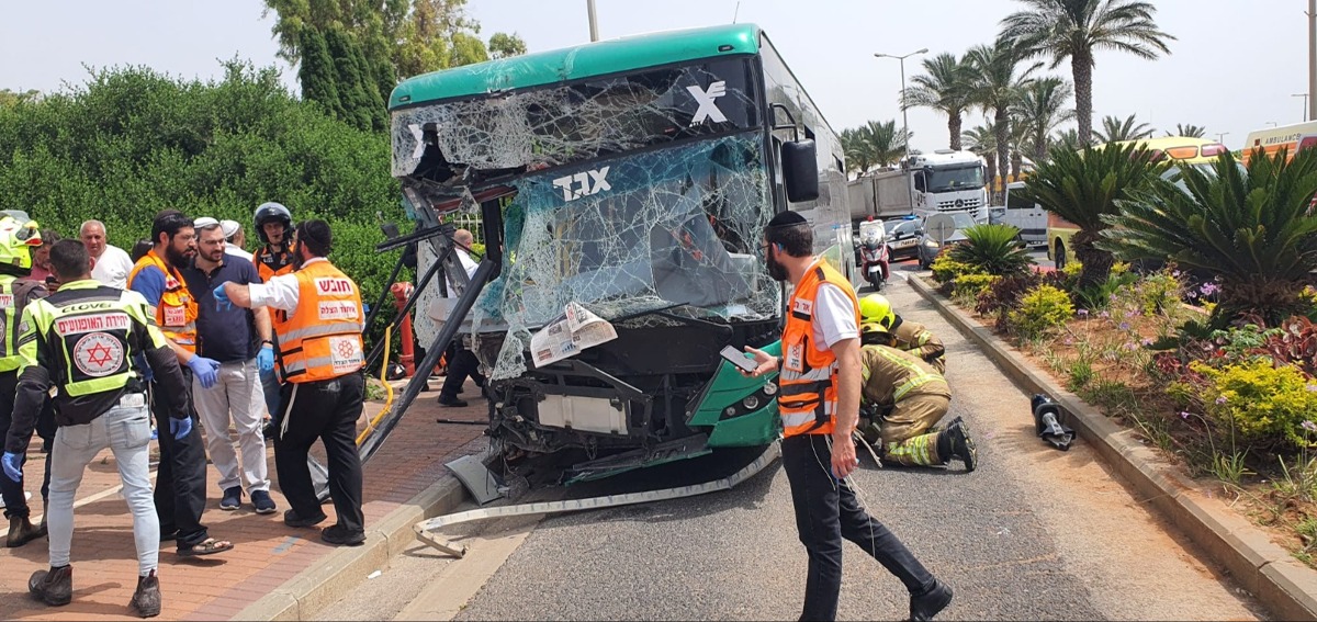 תאונת דרכים בחיפה, 10 נפגעים
