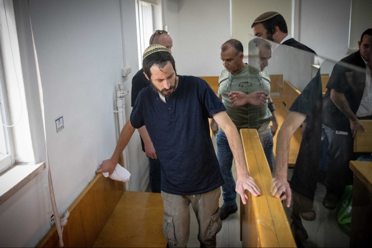 יחיאל אינדור